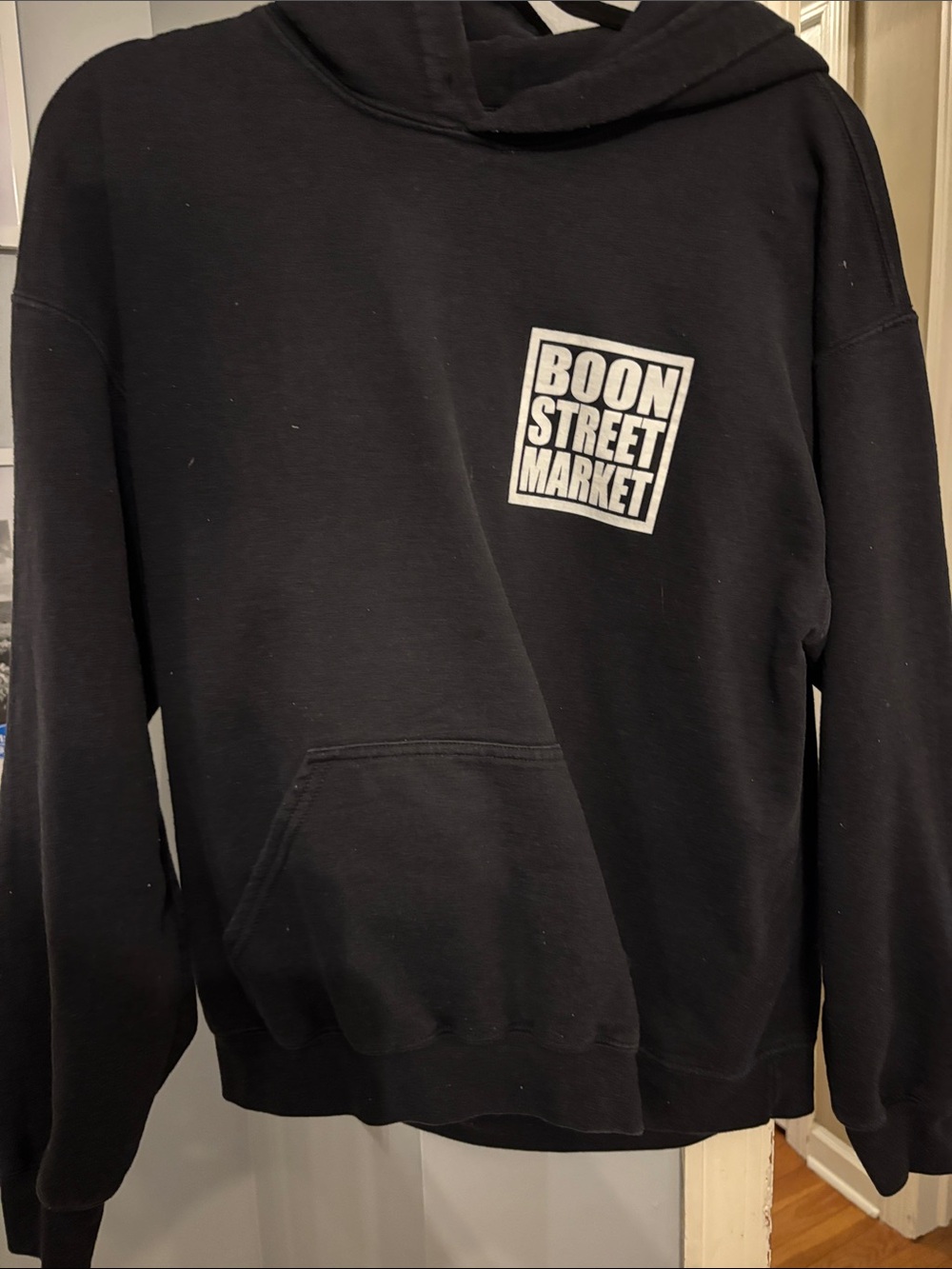 Large Gildan Black Heavy Blend Hoodie with Logo Tag (Boon Street Market)